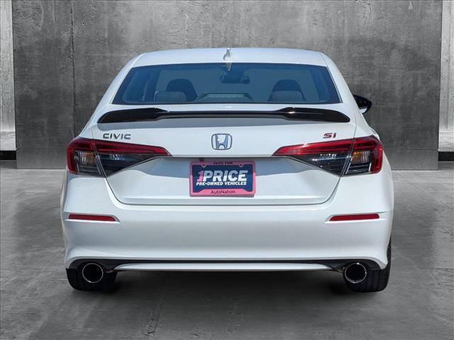 Photo of 2022 Platinum White Pearl Honda Civic Si