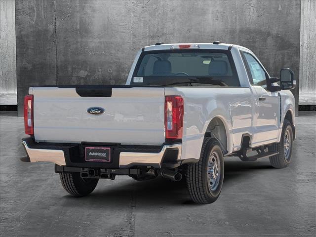 Photo of 2025 Oxford White Ford F-250