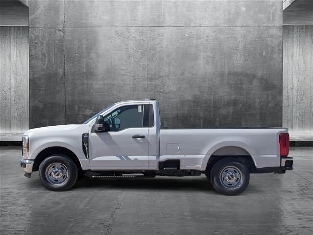 Photo of 2025 Oxford White Ford F-250