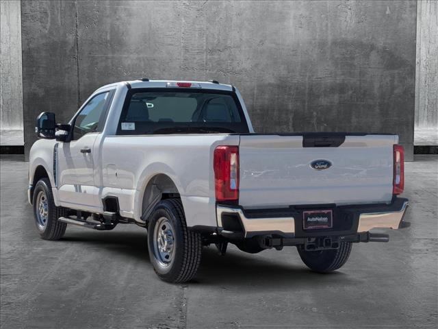 Photo of 2025 Oxford White Ford F-250