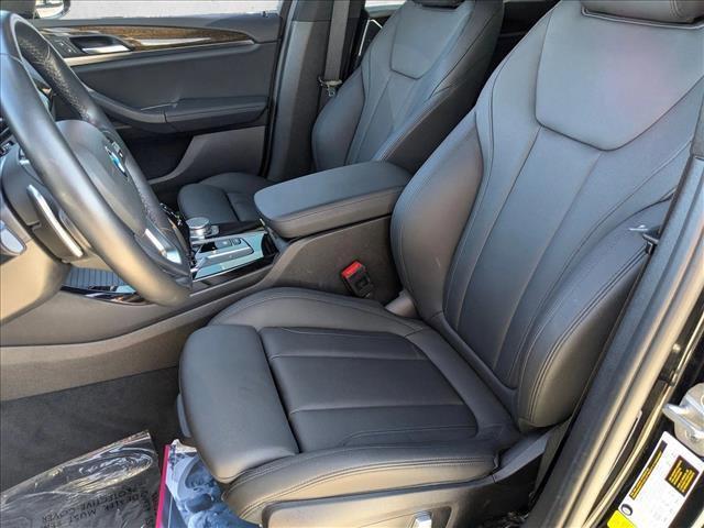 Photo of 2021 Jet Black BMW X3