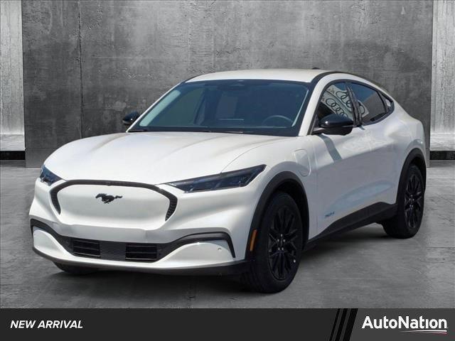Photo of 2025 Star White Ford Mustang Mach-E