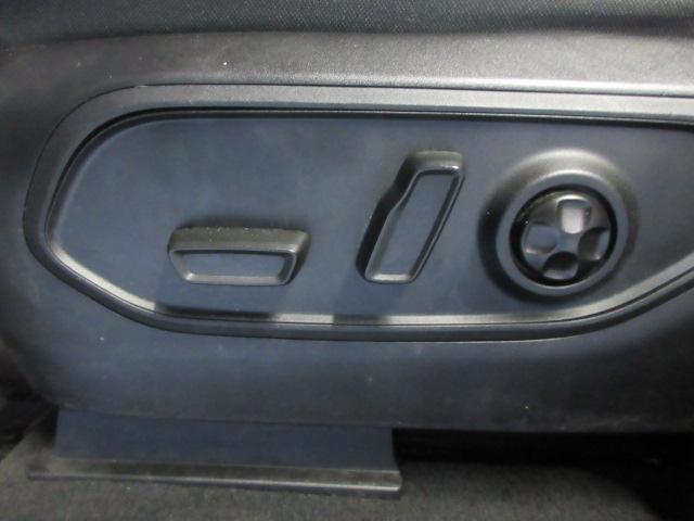 Photo of 2024 Bright White Clearcoat Jeep Grand Cherokee L