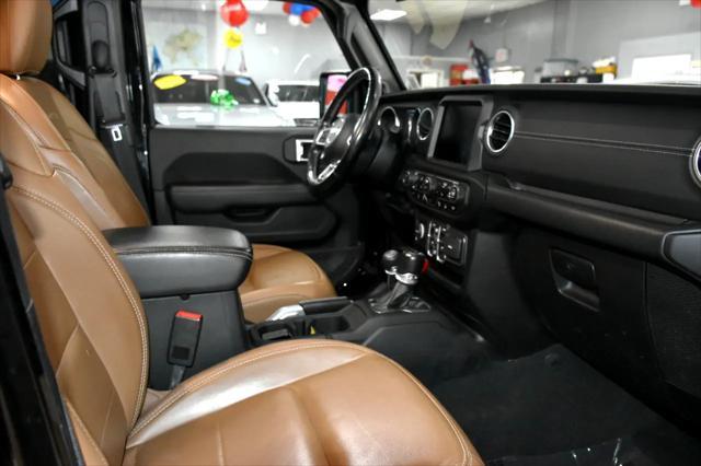 Photo of 2020 Black Clearcoat Jeep Wrangler Unlimited