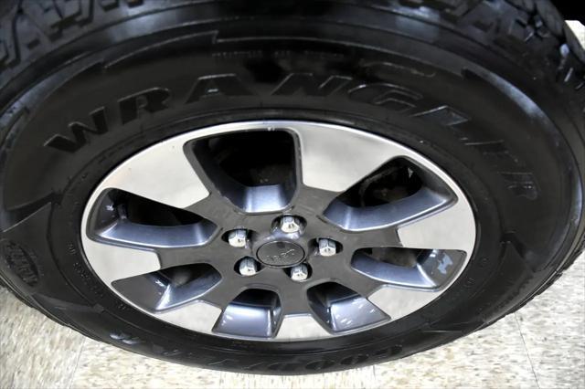 Photo of 2020 Black Clearcoat Jeep Wrangler Unlimited