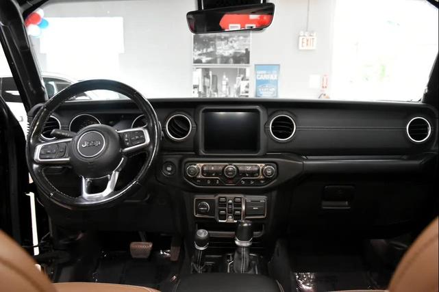Photo of 2020 Black Clearcoat Jeep Wrangler Unlimited