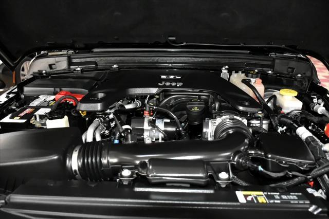 Photo of 2020 Black Clearcoat Jeep Wrangler Unlimited