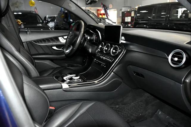 Photo of 2018 Blue Mercedes-Benz GLC 300