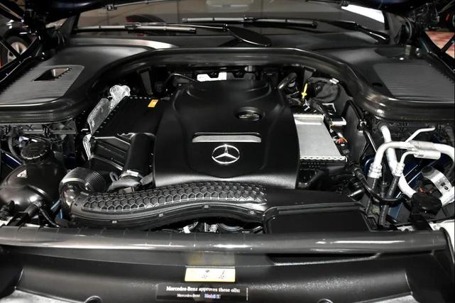 Photo of 2018 Blue Mercedes-Benz GLC 300