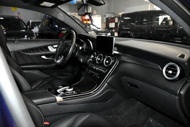 Photo of 2018 Blue Mercedes-Benz GLC 300