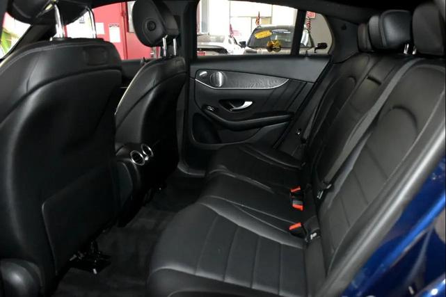 Photo of 2018 Blue Mercedes-Benz GLC 300