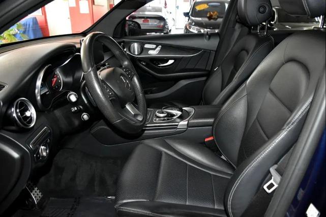 Photo of 2018 Blue Mercedes-Benz GLC 300