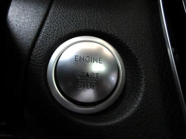 Photo of 2018 Blue Mercedes-Benz GLC 300