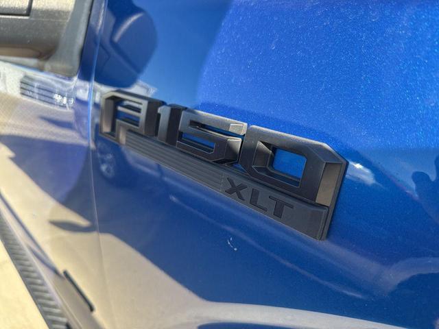 Photo of 2016 Blue Flame Metallic Ford F-150