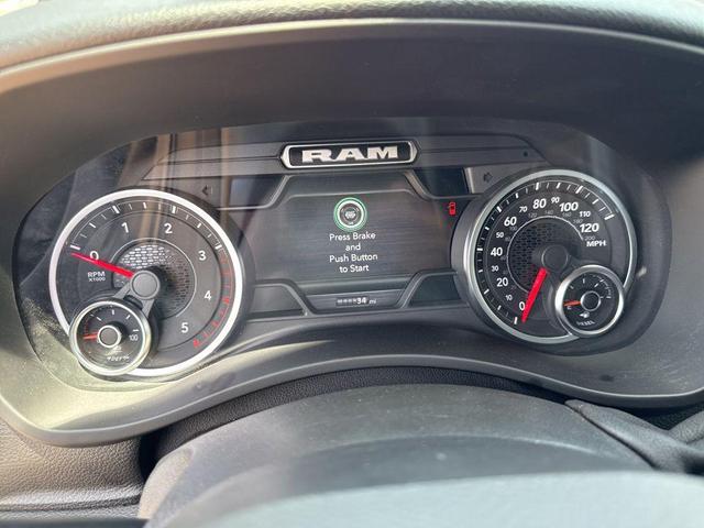 Photo of 2025 Granite Crystal Metallic Clearcoat RAM 2500