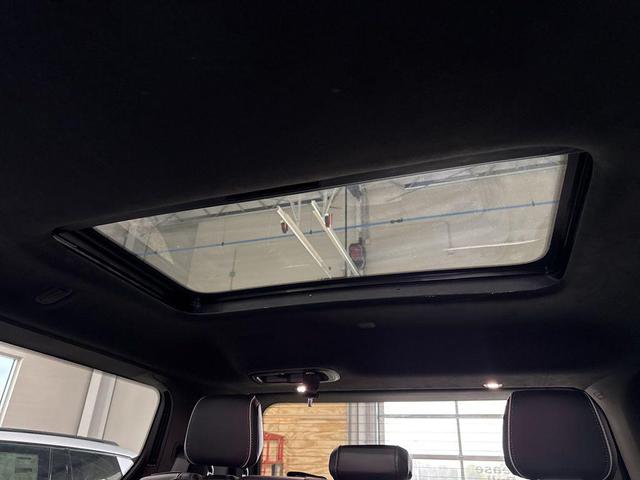 Photo of 2025 Baltic Gray Metallic Clearcoat Jeep Grand Wagoneer