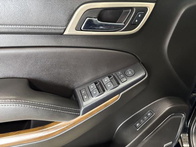 Photo of 2018 Onyx Black GMC Yukon XL
