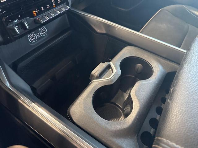 Photo of 2021 Bright White Clearcoat RAM 1500