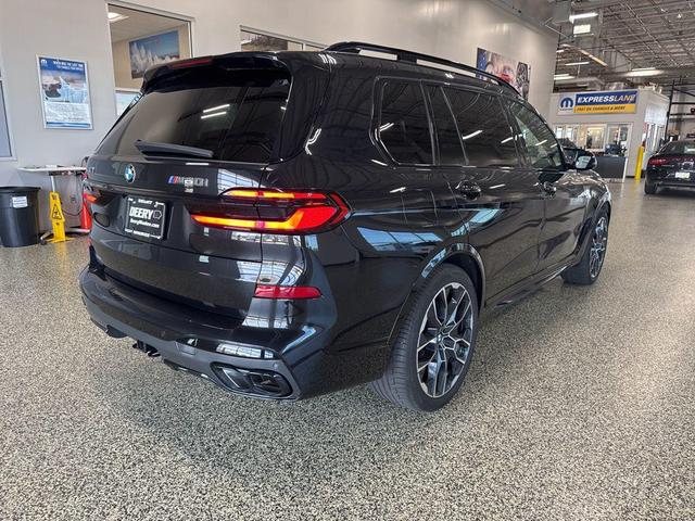 Photo of 2024 Black Sapphire Metallic BMW X7