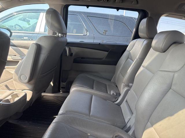 Photo of 2016 Lunar Silver Metallic Honda Odyssey