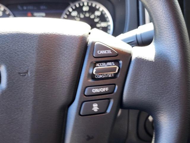 Photo of 2025 Glacier White Nissan Frontier