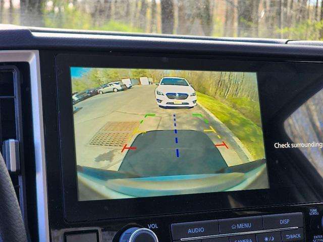 Photo of 2025 Glacier White Nissan Frontier