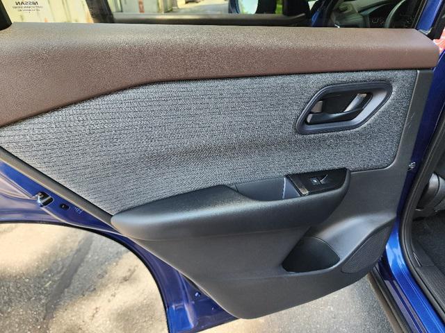 Photo of 2023 Caspian Blue Metallic Nissan Rogue