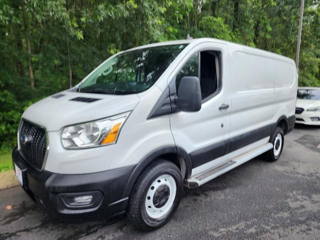 Photo of 2023 Oxford White Ford Transit-250