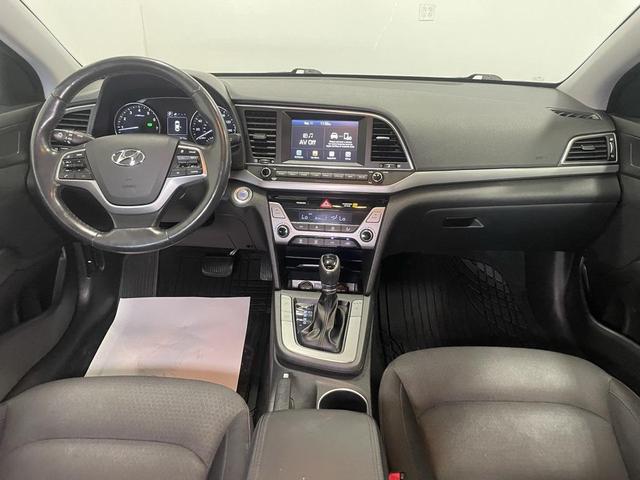 Photo of 2017 Electric Blue Metallic Hyundai ELANTRA