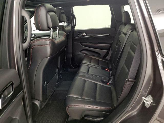 Photo of 2020 Gray Jeep Grand Cherokee