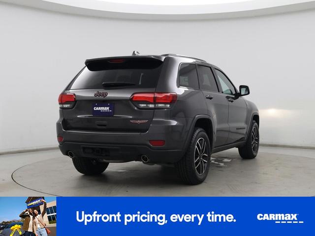 Photo of 2020 Gray Jeep Grand Cherokee