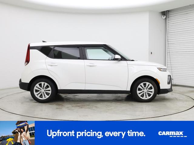 Photo of 2020 White Kia Soul