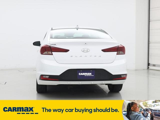 Photo of 2020 White Hyundai ELANTRA