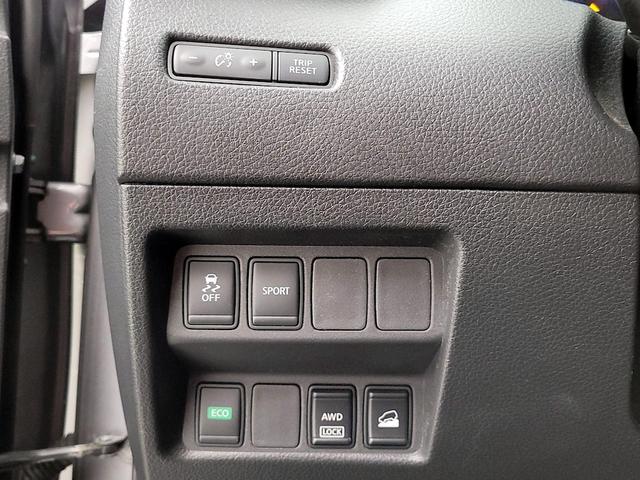 Photo of 2016 Gray Nissan Rogue