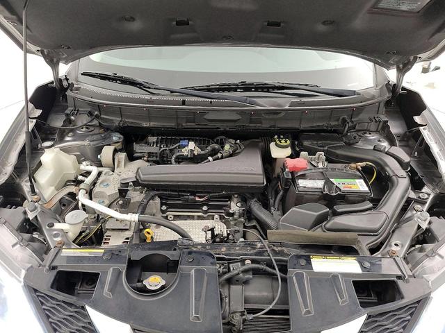 Photo of 2016 Gray Nissan Rogue