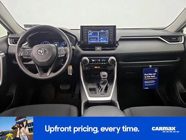 Photo of 2020 Silver Toyota RAV4