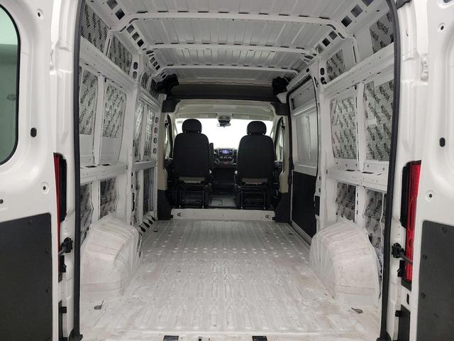 Photo of 2021 White RAM ProMaster 2500