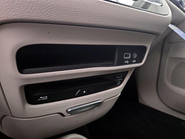 Photo of 2017 Red Chrysler Pacifica