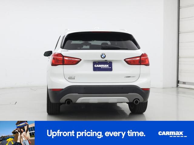 Photo of 2018 White BMW X1