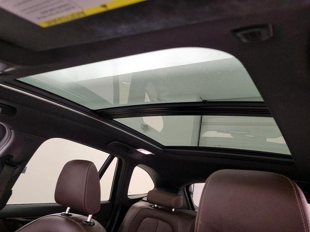 Photo of 2018 White BMW X1