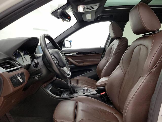 Photo of 2018 White BMW X1