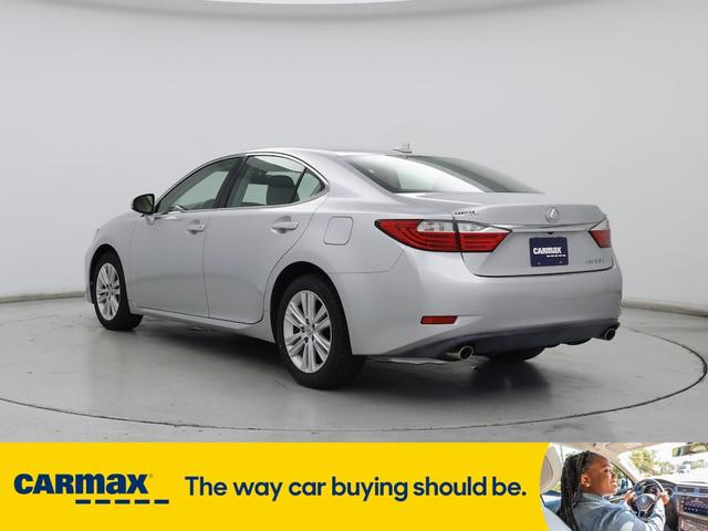 Photo of 2013 Silver Lexus ES 350