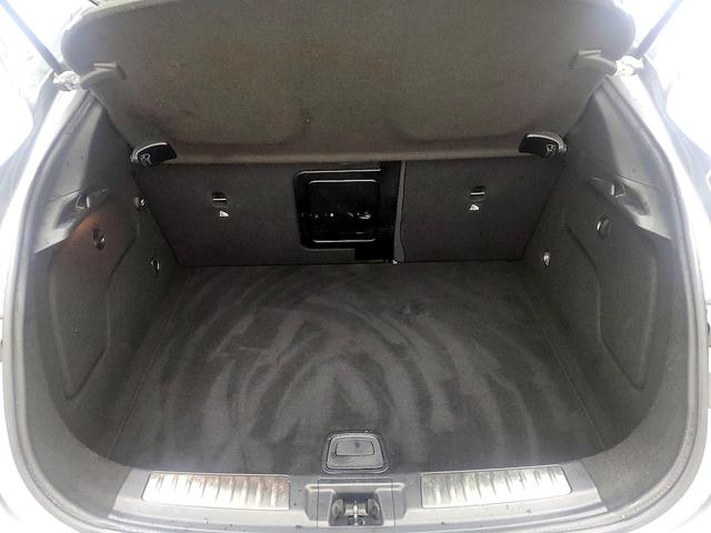 Photo of 2017 Gray INFINITI QX30