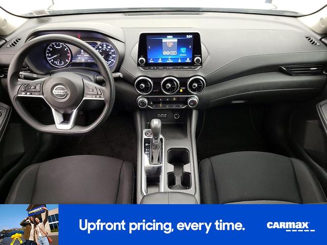 Photo of 2023 Gray Nissan Sentra