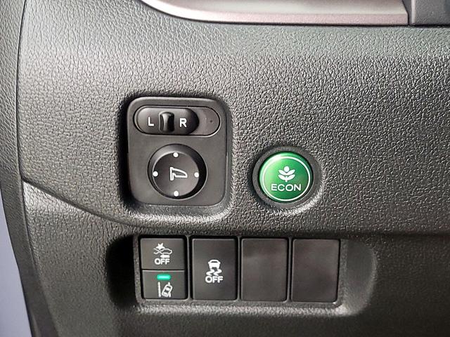 Photo of 2022 Gray Honda Pilot