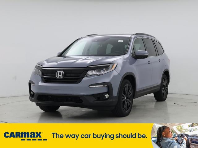 Photo of 2022 Gray Honda Pilot
