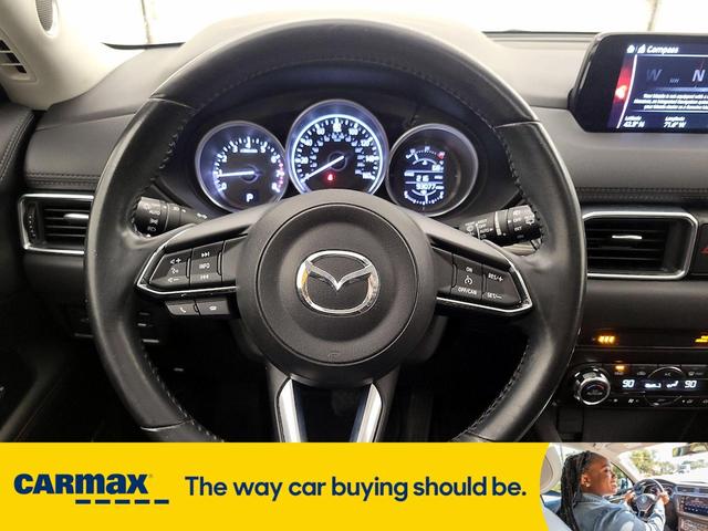 Photo of 2017 White Mazda CX-5