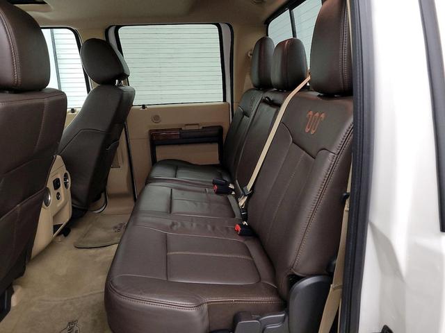 Photo of 2016 White Ford F-350