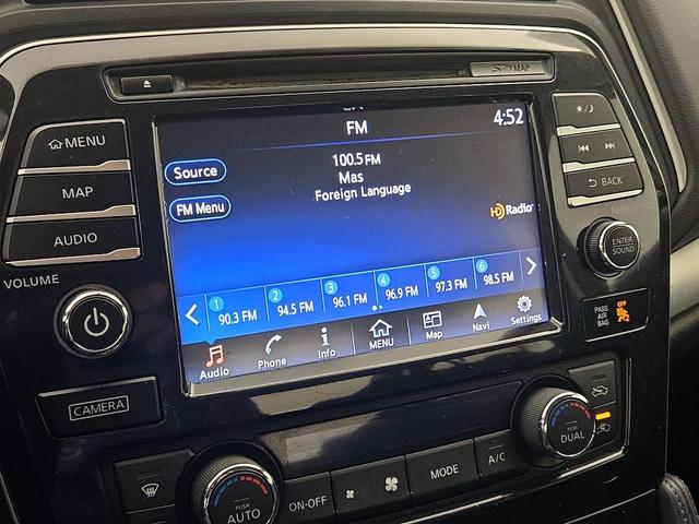 Photo of 2016 Black Nissan Maxima