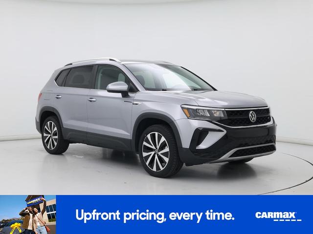 Photo of 2022 Gray Volkswagen Taos